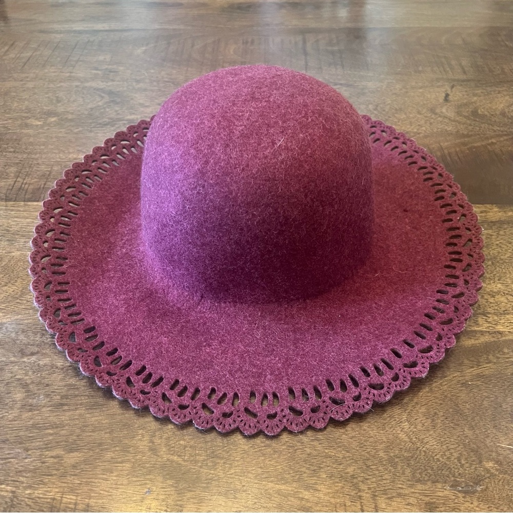 NWT Merona Scalloped Wool Hat OS